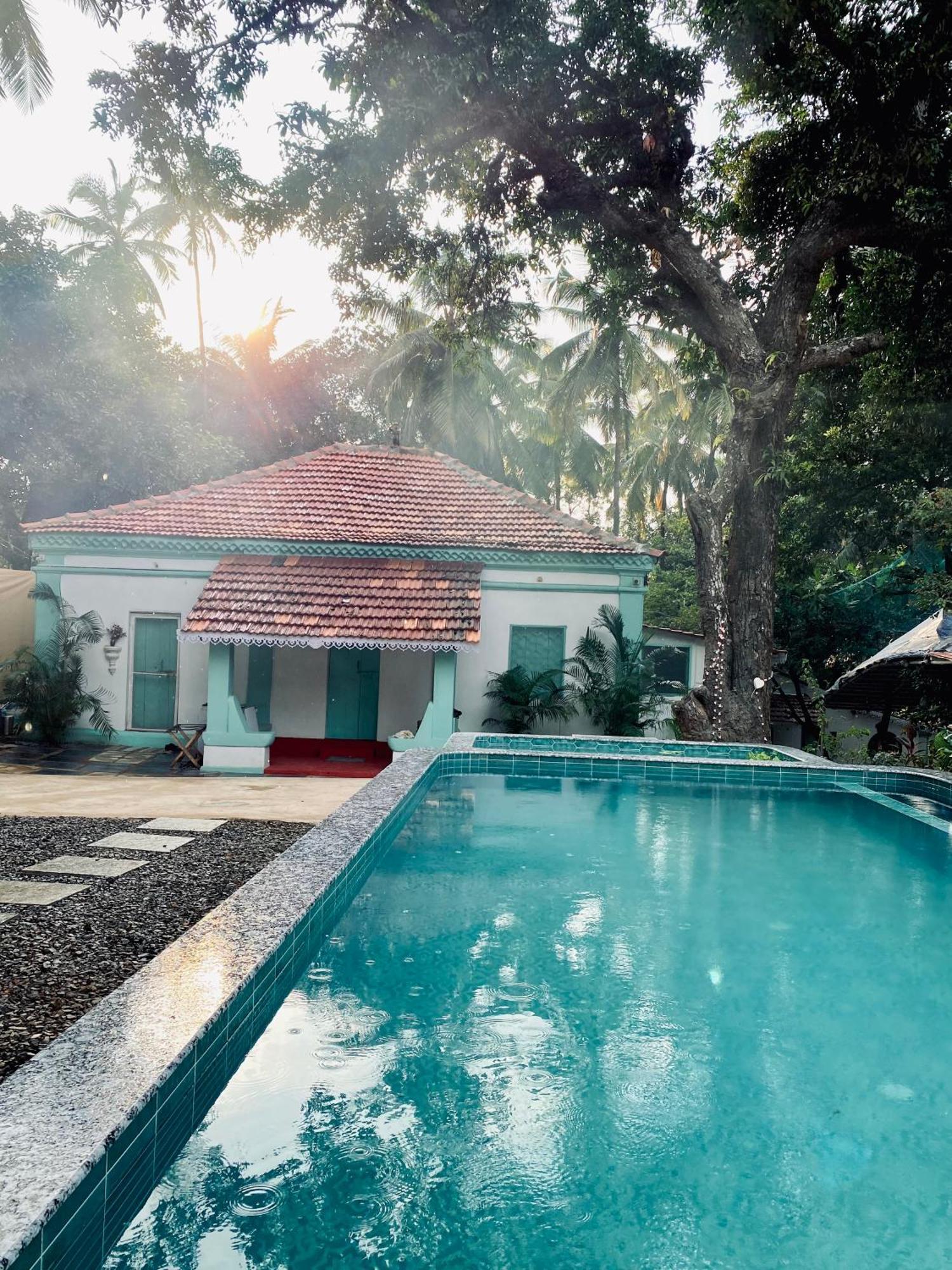 Casa Happy Dervish, 2Mins Away From The Beach Anjuna Exterior photo